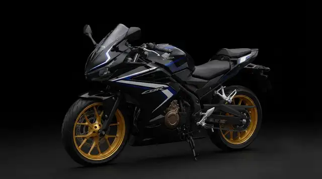 Аренда Honda CBR 500 «Black-Blue» в Паттайе — 471 сс, FirstMile